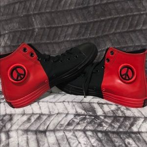 Converse Chuck Taylor All Star High Tops PEACE